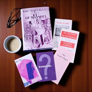 Vintage 1950s The Marvelous City of Mansoul + 5 Christian Pamphlets